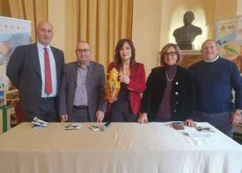 Premio Internazionale “Pugliesi nel mondo” all’Ambasciatore Giovanni Battista Jannuzzi