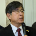 Akira Chiba, Ambasciatore del Giappone presso la Santa Sede: “A Papa Francesco ho donato un carillon. Ricordo quando a Tiananmen aiutai i miei connazionali in mezzo agli spari…”