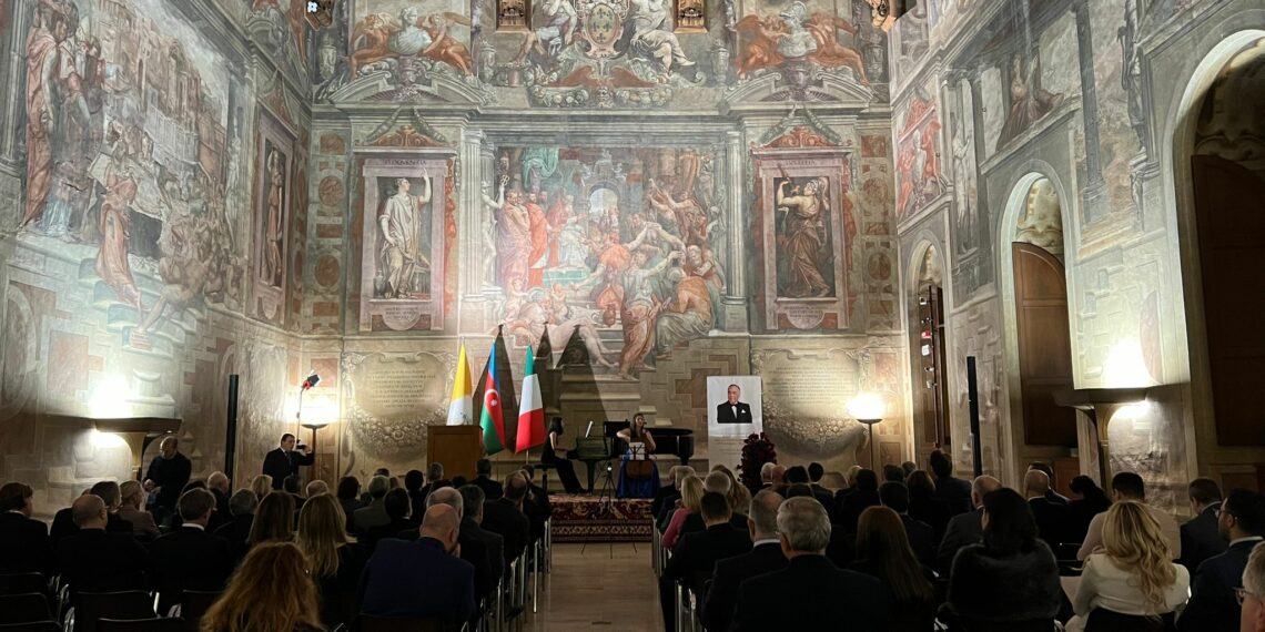 Le Ambasciate dell’Azerbaigian celebrano a Roma il Leader Nazionale con un concerto