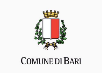 Bari, il sindaco Decaro a colloquio con l’Ambasciatore francese Martin Briens a Palazzo di Città