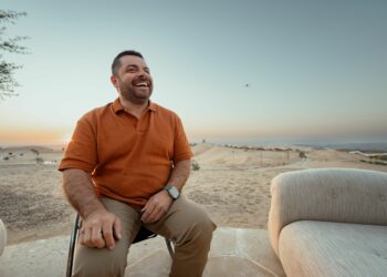 L’impresa di Matteo Parsani, 3000 Km in handbike in Arabia Saudita: “Esperienza incredibile, con il Principe Bin Salman ho parlato di Progetti umanitari, Scienza e Intelligenza Artificiale”