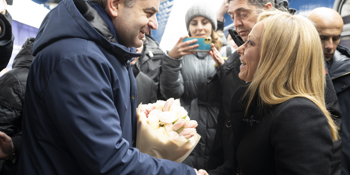 Il Presidente del Consiglio Giorgia Meloni presiede a Kiev riunione G7