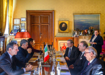 Il Capo del Governo della Città di Buenos Aires Jorge Macri ricevuto a Roma dalla Società Dante Alighieri