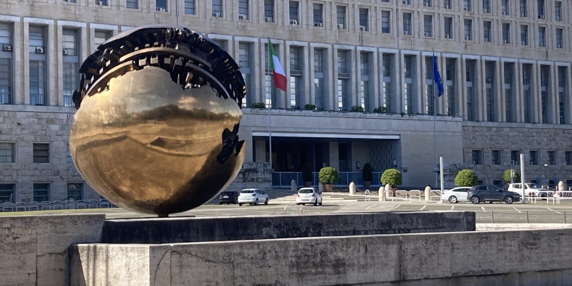 Tajani convoca l’ambasciatore russo sulla vicenda Ariston
