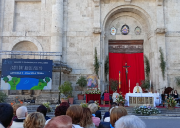 Earth Day Ascoli Piceno, il Console Roberto Galanti porta i saluti della Comunità moldava al Card. Zuppi
