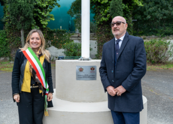 Genova, il Consolato Onorario di Monaco dona alla città un nuovo pennone portabandiera