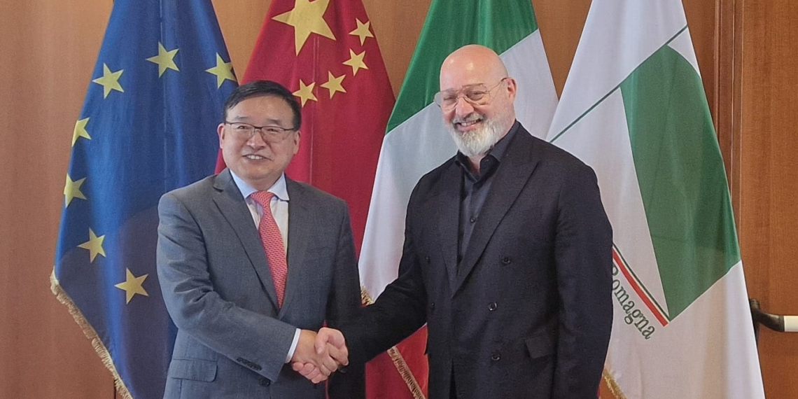 Emilia Romagna, il Presidente della Regione Stefano Bonaccini ha incontrato a Bologna l’Ambasciatore cinese Jia Guide