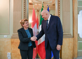 Il Ministro Crosetto incontra la Presidente della Confederazione Svizzera Viola Amherd