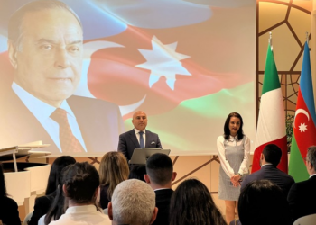 Azerbaigian, Anniversario nascita Leader Nazionale Heydar Aliyev. L’Ambasciata organizza concerto a Roma