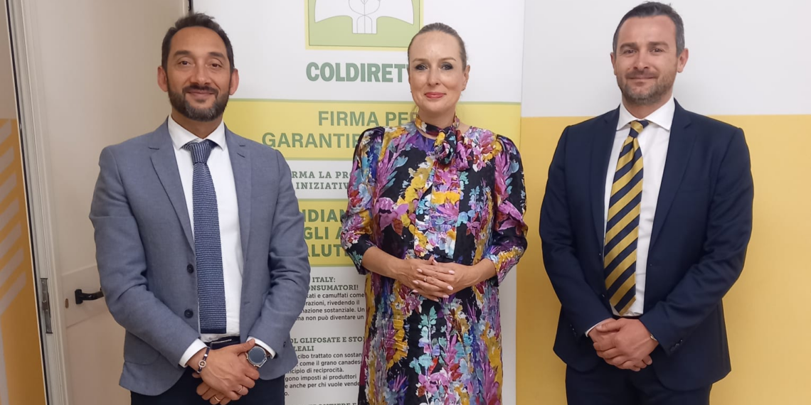 Oristano, l’Ambasciatrice slovacca Karla Wursterova fa visita alla Coldiretti