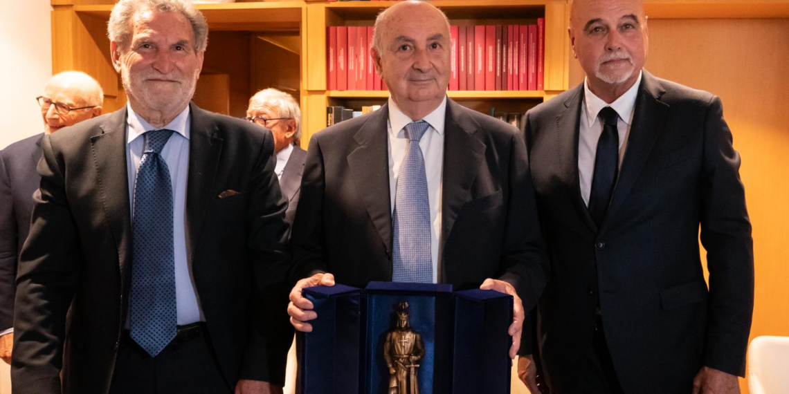 ALL’AMBASCIATORE GAETANO CORTESE IL FEDERICO II INTERNATIONAL AWARD