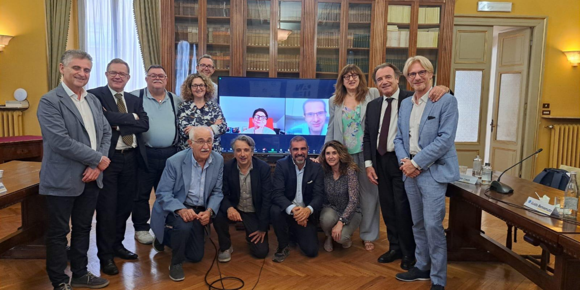 L’italiano in digitale. Il comitato scientifico della Dante si riunisce