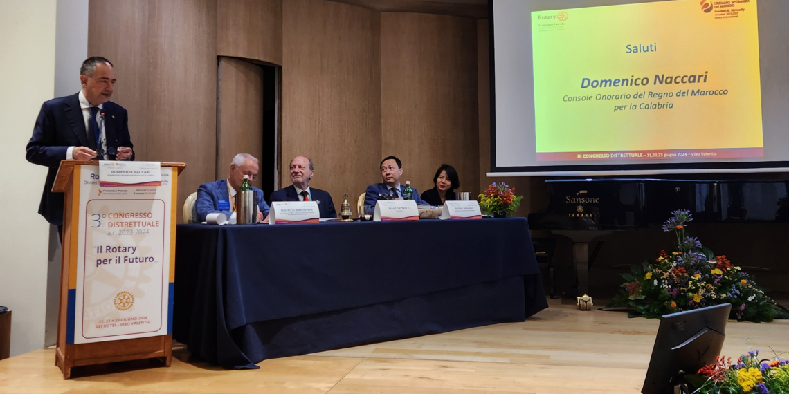 Il Console Naccari e l’Ambasciatore Duong Hai Hung partecipano al Congresso del Rotary Vibo Valentia