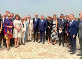 Il Ministro Tajani incontra gli Ambasciatori della Ue nella sede dell’Ambasciata del Belgio