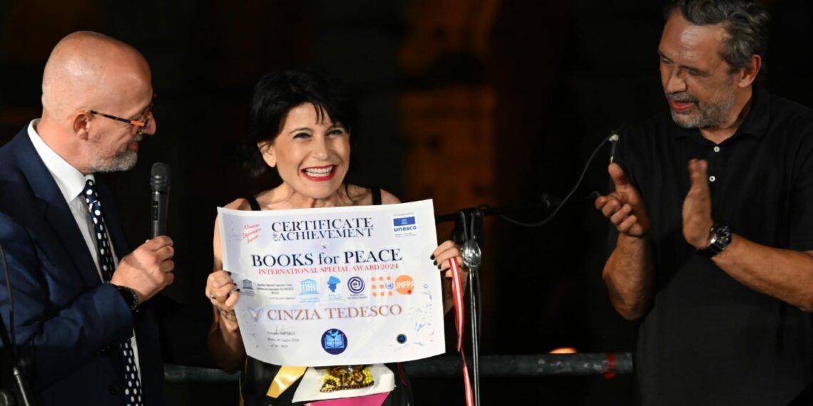 A Cinzia Tedesco il Premio “BOOKS for PEACE 2024 – Special Edition Cultural & Music Prize”