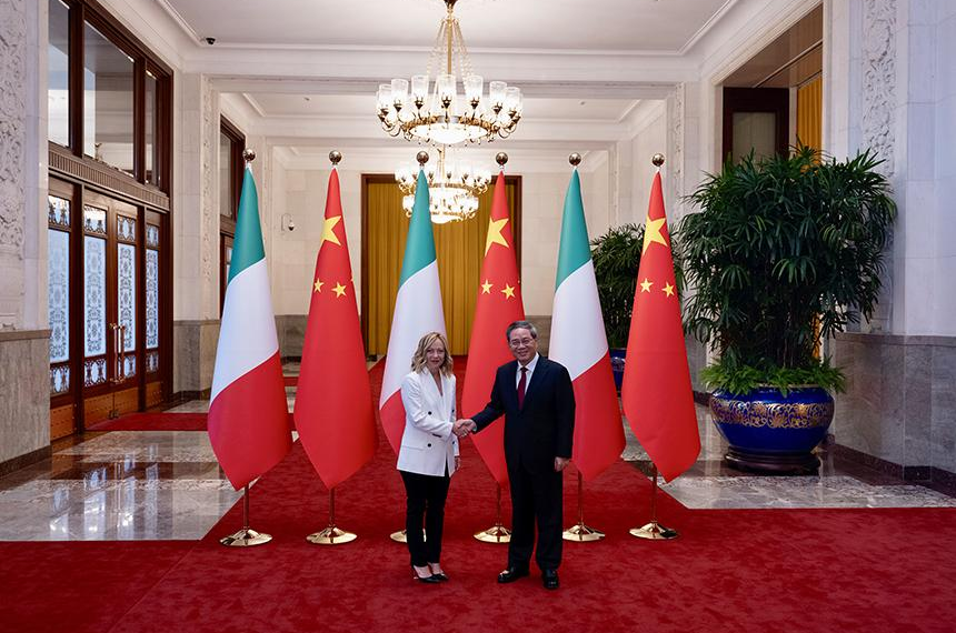 Visita in Cina, incontro del Presidente Meloni con il Primo Ministro Li Qiang