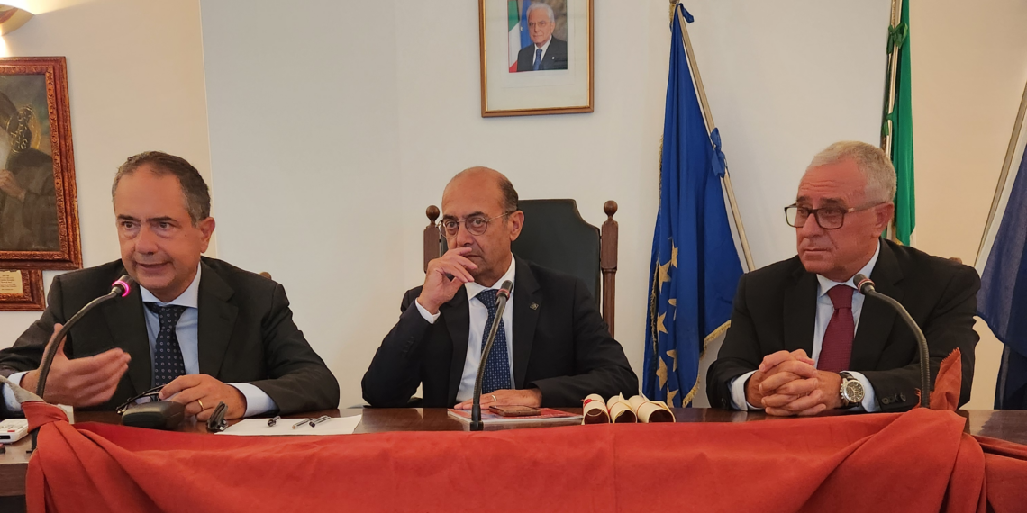 Il Console del Marocco Naccari in visita a Mileto, capitale Normanna oggi centro di emigrazione e accoglienza