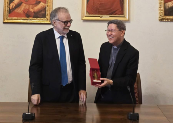 L’italiano per gli studenti stranieri delle università pontificie. Accordo Dante Alighieri-Dicastero per l’Evangelizzazione