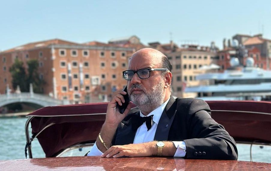 Riconoscimenti per il film “Il Console” a Mattia Carlin Vicepresidente UCOI durante la Mostra del Cinema di Venezia