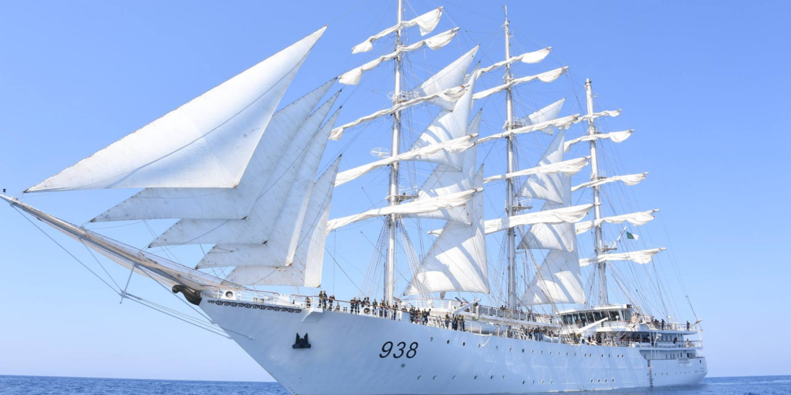 Il Veliero algerino “El Mellah” approda a Genova. Ambasciatore Khalifi: “Ringrazio per calorosa accoglienza”