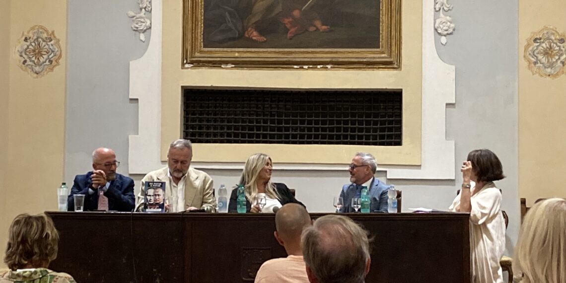 Pierfrancesco Pensosi, Paola Donnini e Gianfranco Vestuto ricevono a Bagnoregio l’International Award “BOOKS for PEACE”