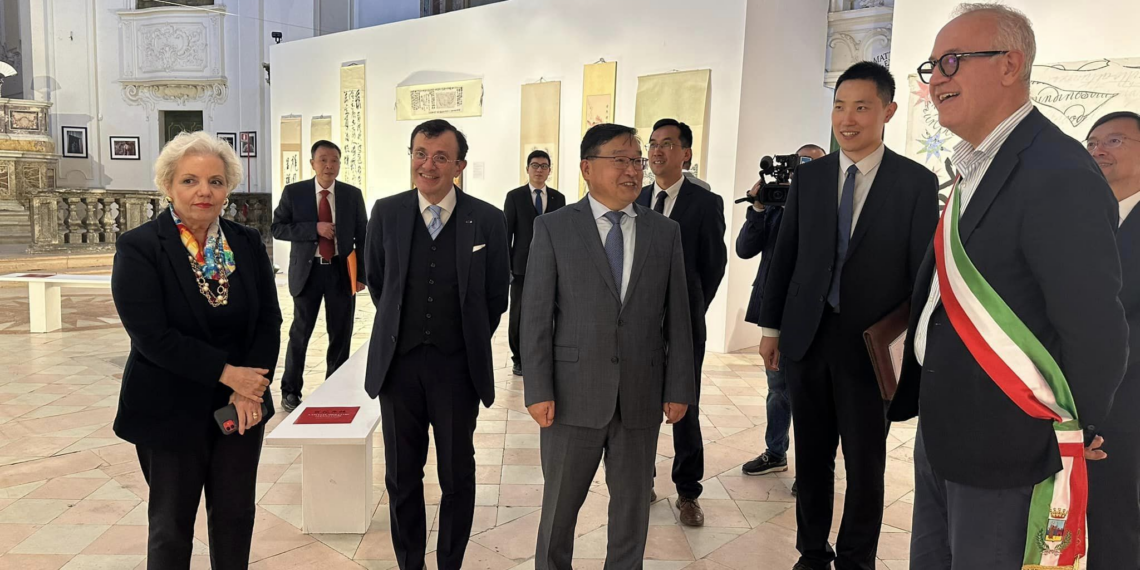L’Ambasciatore cinese Jia Guide in visita ufficiale a Civitanova Marche