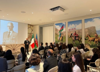 L’Azerbaigian commemora la nascita di Uzeyir Hajibeyli