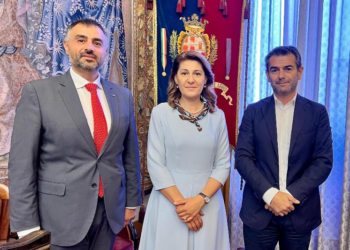 Cagliari, l’Ambasciatrice romena Gabriela Dancau incontra il Sindaco Massimo Zedda