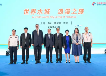 L’Ambasciatore Ambrosetti inaugura il volo Venezia-Shanghai