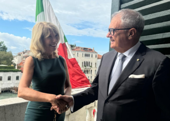 Venezia, il Prefetto Pellos incontra l’Ambasciatrice d’Irlanda in Italia O’Brien