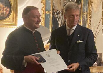 Mons. Boiardi, Cerimoniere di Papa Francesco, riceve l’Onorificenza di Cavaliere dell’Ordine della “Stella d’Italia”