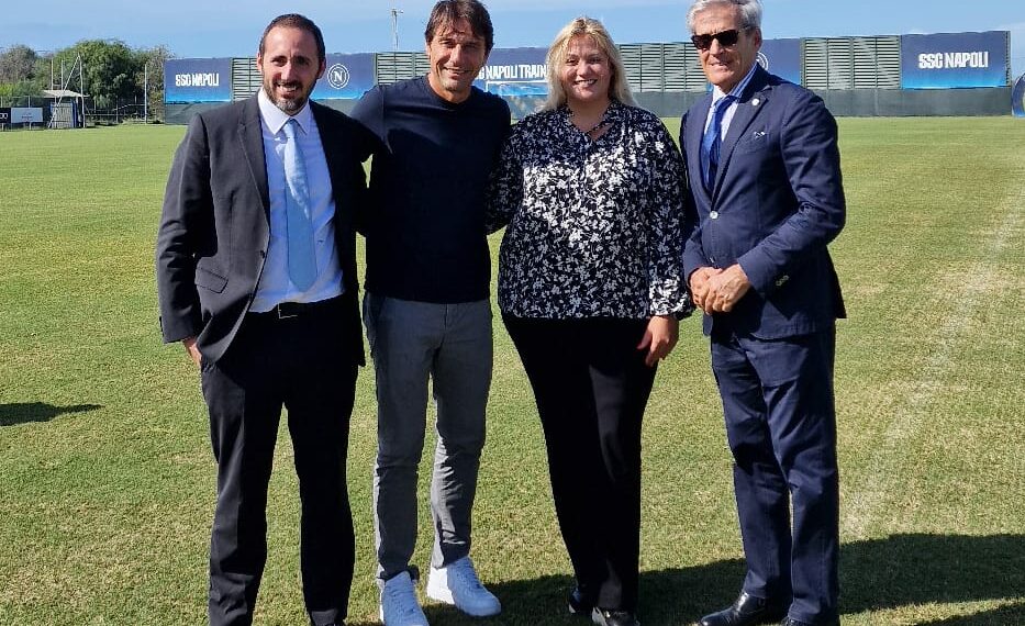 L’Ambasciatore Argentino Marcelo Martín Giusto fa visita al Napoli Calcio e incontra Conte e Simeone