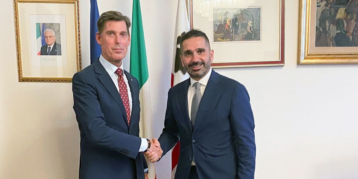 Regione Sardegna, il VicePresidente Meloni riceve l’Ambasciatore Willem Van Ee