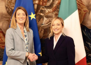 Il Premier Meloni incontra la Presidente del Parlamento Europeo Roberta Metsola