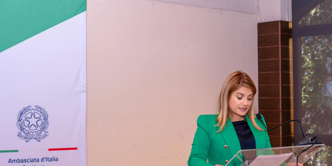 Farnesina, SS Tripodi in Cile incontra autorità governative, imprenditori e collettività italiana