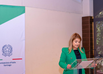 Farnesina, SS Tripodi in Cile incontra autorità governative, imprenditori e collettività italiana