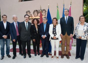 A Roma cerimonia di svelamento del monumento dedicato alle sorelle Mirabal