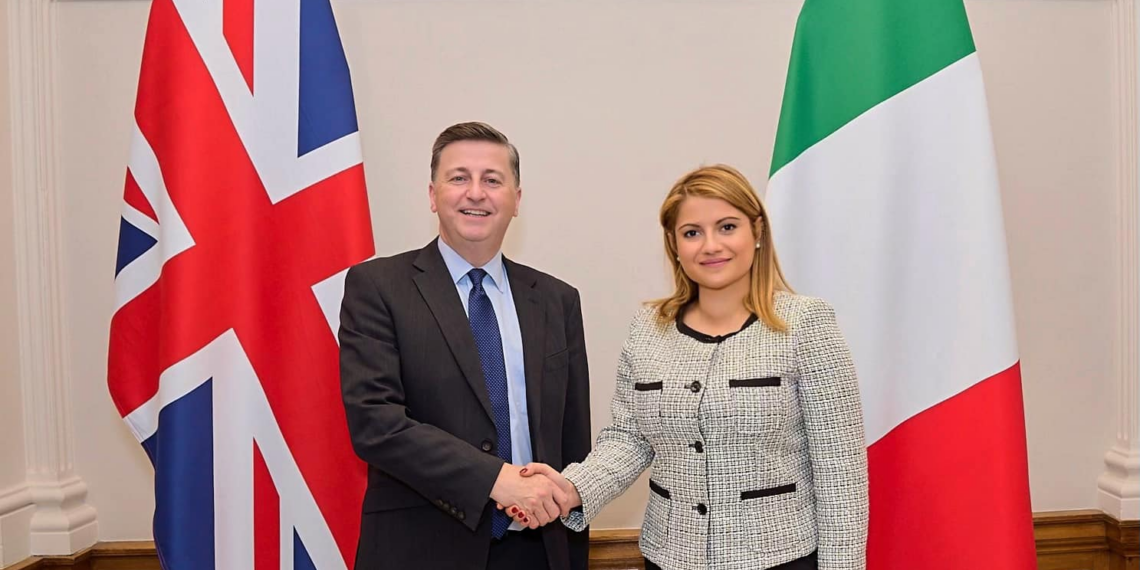 Londra. Il Sottosegretario Tripodi incontra l’omologo al Commercio Douglas Alexander