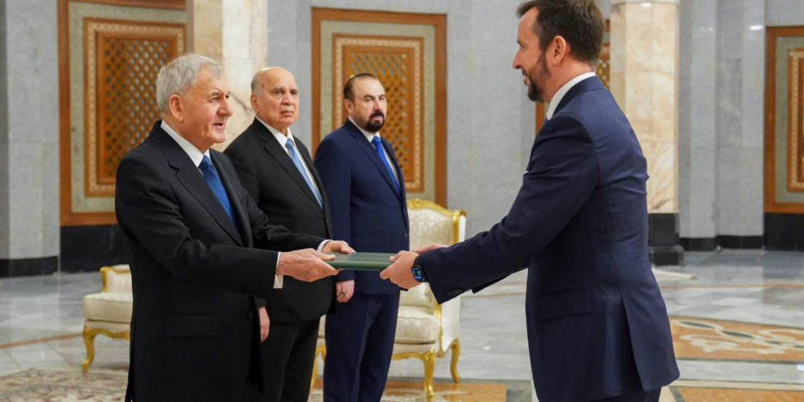 Iraq, l’Ambasciatore Niccolò Fontana presenta lettere credenziali al Presidente della Repubblica Abdul Latif Rashid