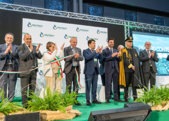 A Misterbianco taglio del nastro per la fiera “Frutech”. Partecipano numerosi Consoli Onorari