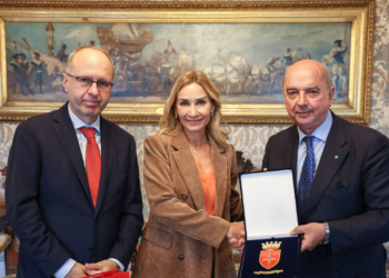 Trieste, l’Ambasciatrice svizzera Monika Schmutz Kirgöz incontra il Sindaco Roberto Dipiazza