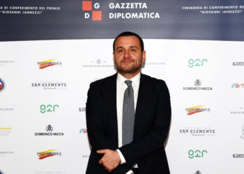 Manovra: approvato emendamento Pd per fondo di 600 mila euro per i Comites