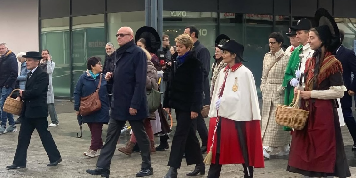 Svizzera, Karin Keller-Sutter festeggiata nella sua Wil. Il foto-racconto di Ezio Cairoli