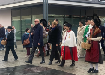 Svizzera, Karin Keller-Sutter festeggiata nella sua Wil. Il foto-racconto di Ezio Cairoli