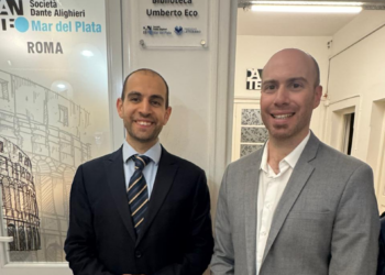 Mar del Plata: intitolata a Umberto Eco la storica biblioteca della Dante Alighieri 