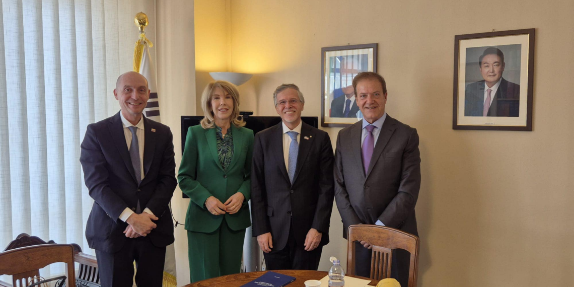 L’Ambasciatrice irlandese O’Brien visita il Corpo Consolare di Palermo