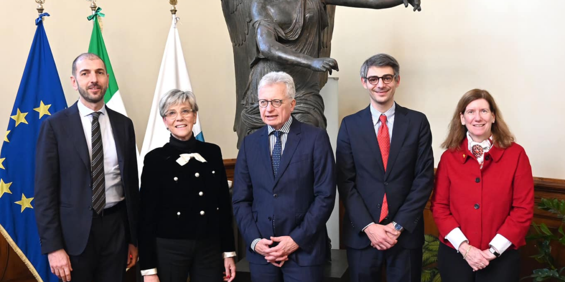 Brescia, la Sindaca Castelletti riceve a Palazzo Loggia l’Ambasciatore tedesco Hans-Dieter Lucas