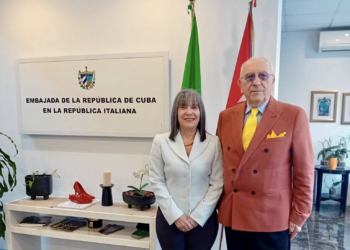 L’Ambasciatrice cubana Mirta Granda Averhoff incontra l’Ambasciatore Bruno Scapini