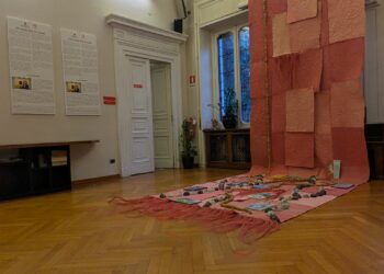 Colombia e Spagna celebrano la Festa della Donna a Roma con l’opera “Il mio corpo dice la verità” di Luz Lizarazo