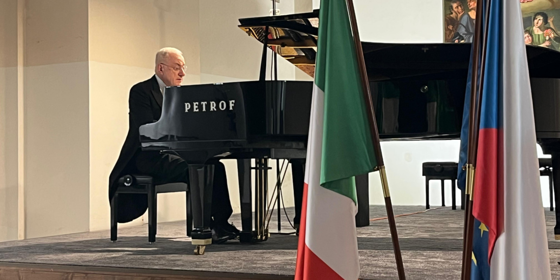 IIC Praga: Festa della musica con il maestro Michele Campanella e l’Arena di Verona Opera Festival 2025